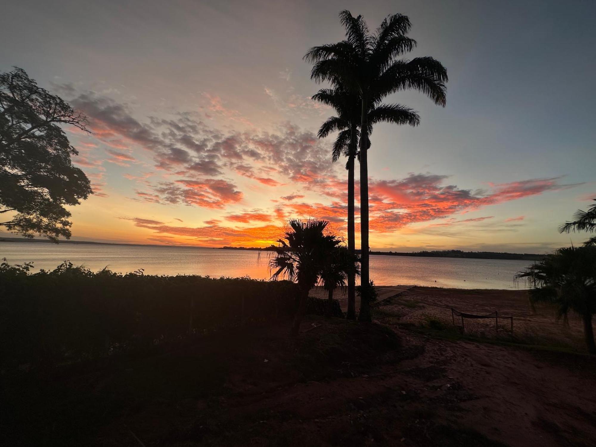 Villa Querencia Na Represa Avare Bagian luar foto